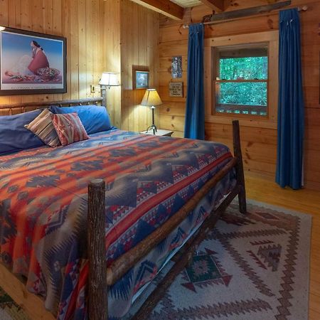 Creekside Bunkhouse Villa Whittier Buitenkant foto