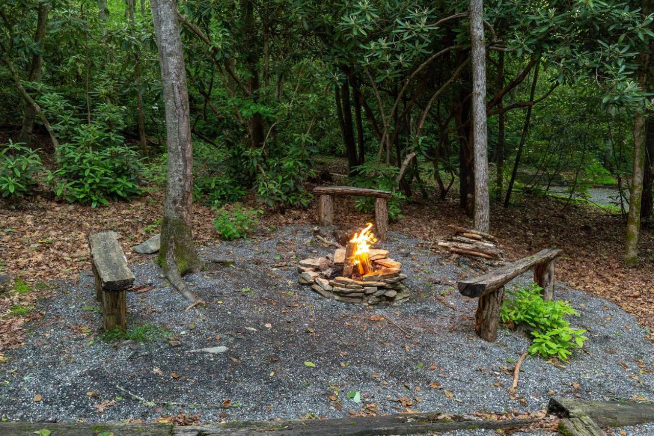 Creekside Bunkhouse Villa Whittier Buitenkant foto