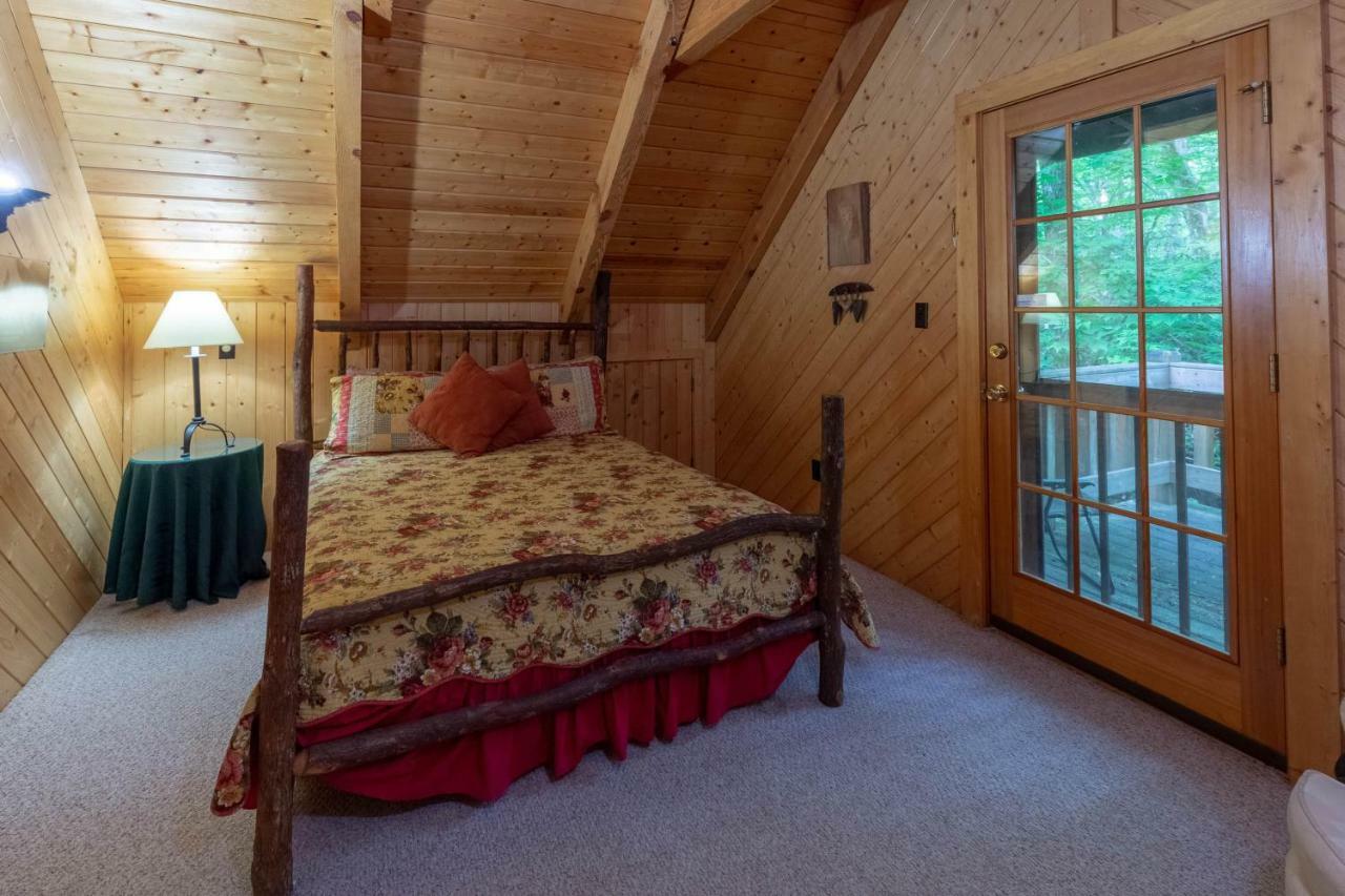Creekside Bunkhouse Villa Whittier Buitenkant foto